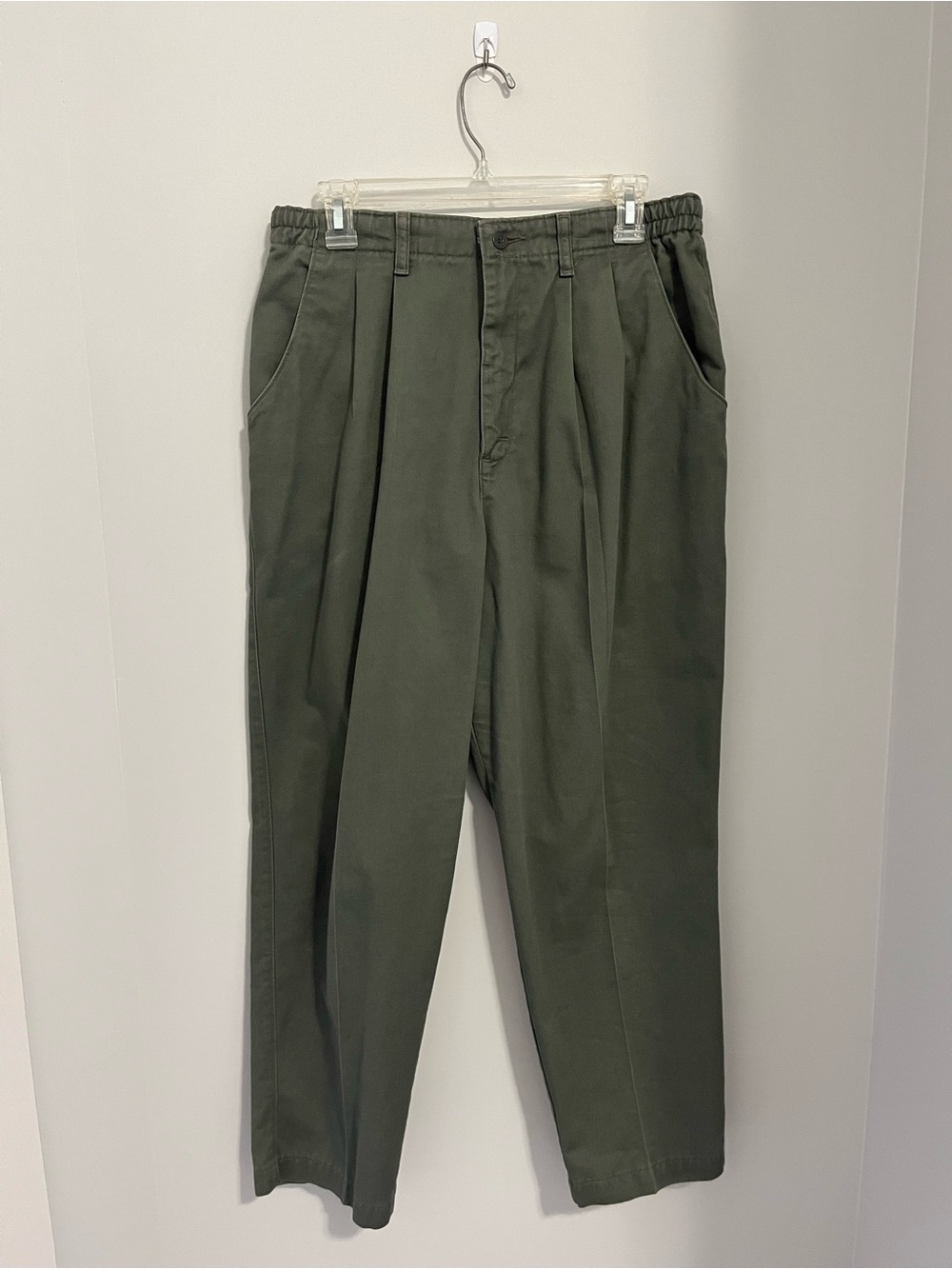 Lee Olive Green Pleated Chinos